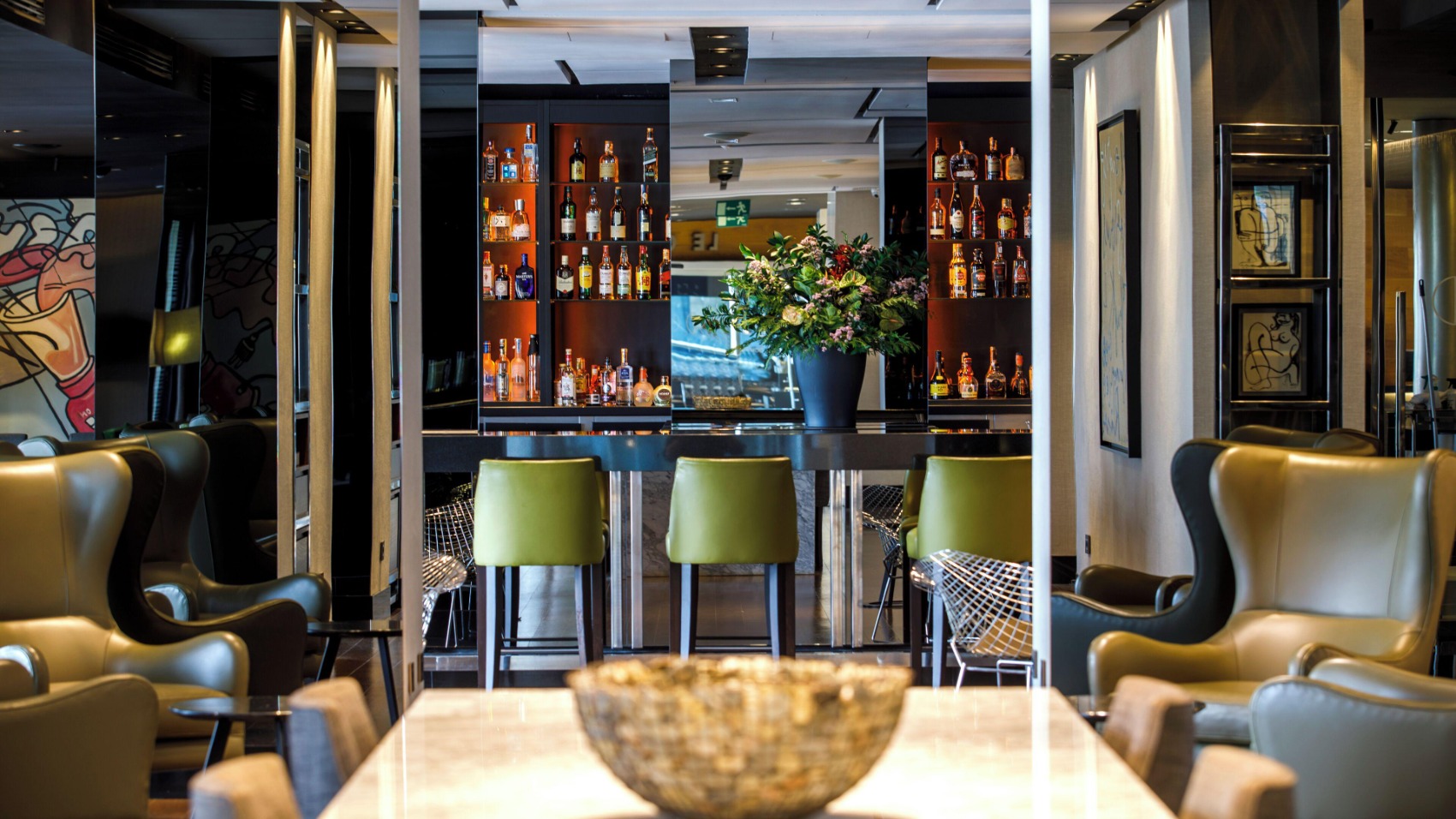 Bar - The Artist Grand Hotel of Art 